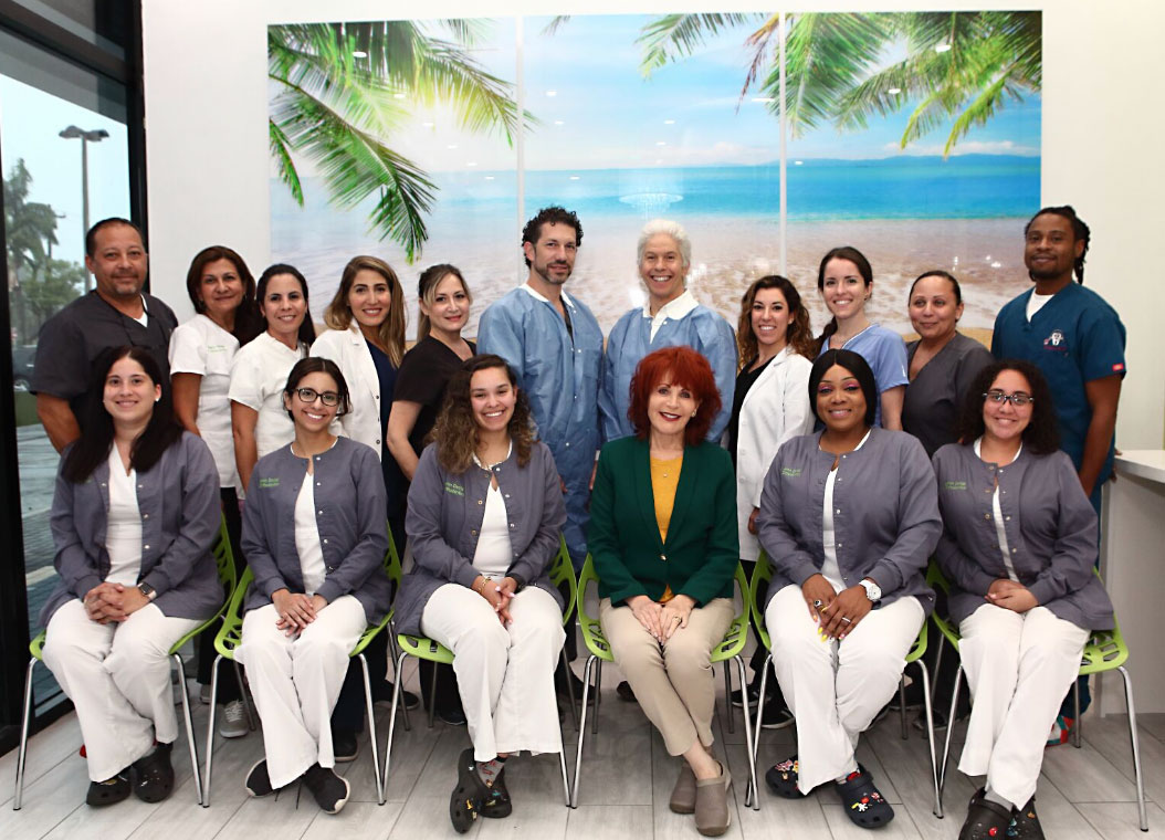 33181 Cosmetic Dental Office